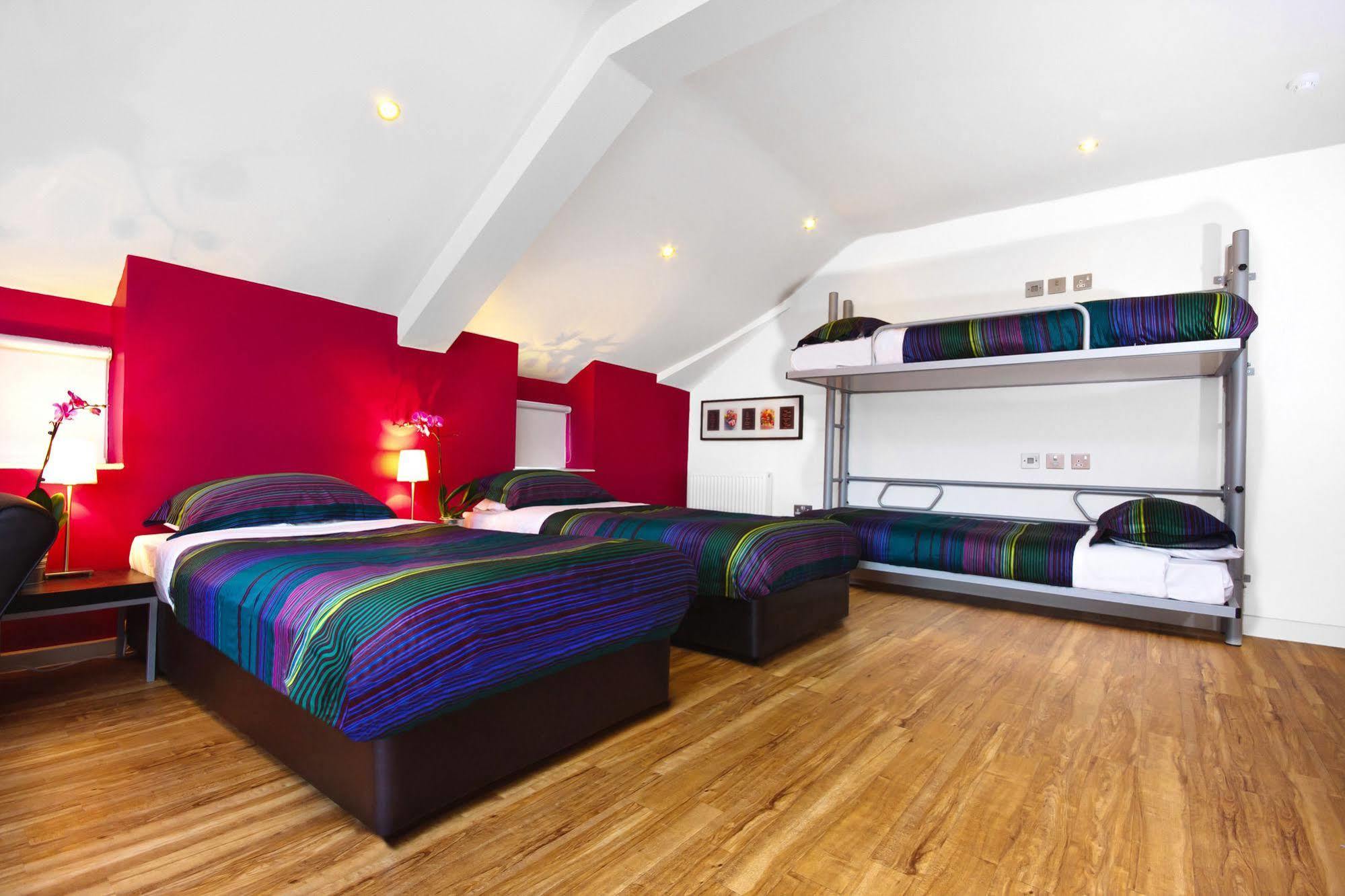 Nosda Studio Hostel Cardiff Eksteriør bilde
